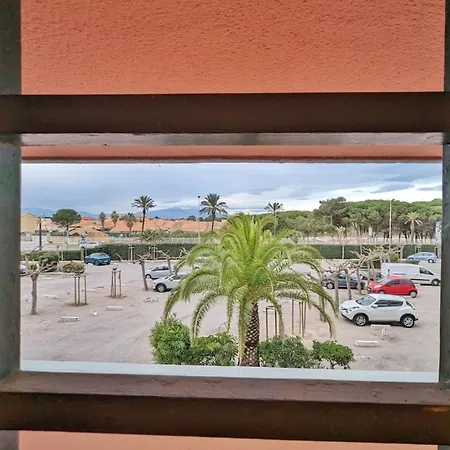 Apartament Les Pieds Dans L'eau Vue Mer Saint-Cyprien (Pyrenees-Orientales)